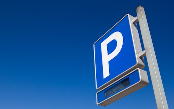 Zárt vagy nyitott parkoló?